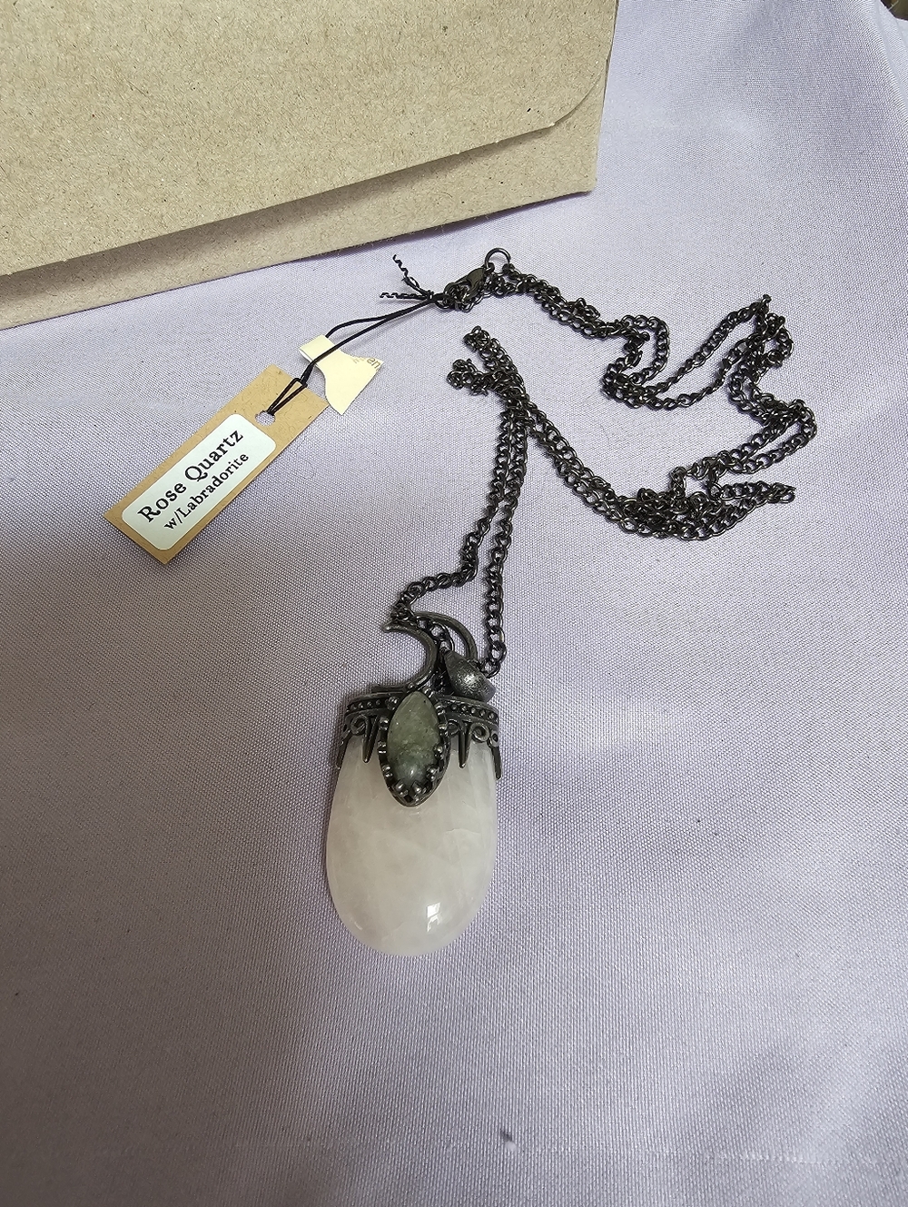 Rose Quartz and Labradorite Pendant Necklace - Unbranded